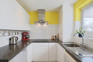 KITCHEN- click for photo gallery